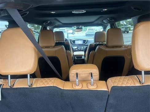 Used 2021 Chrysler Pacifica Pinnacle image 23