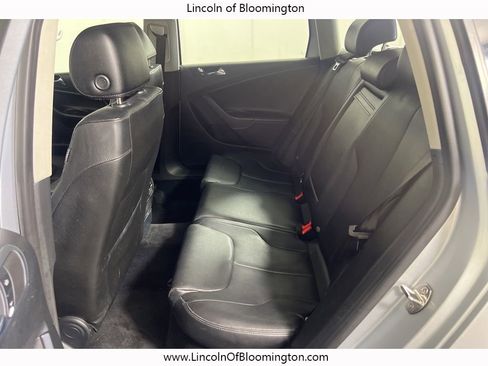 Used 2007 Volkswagen Passat 2.0T image 12