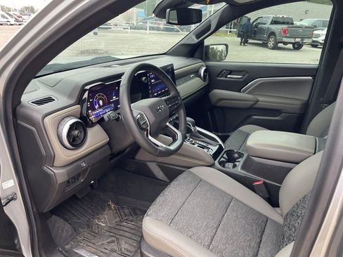 Used 2024 Chevrolet Colorado ZR2 w/ Safety Package image 10