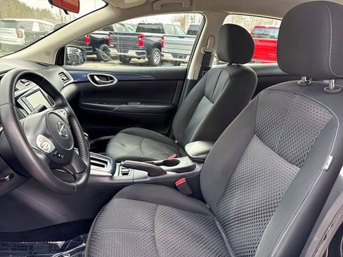 Used 2019 Nissan Sentra SR image 18