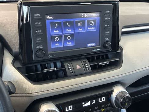 Used 2021 Toyota RAV4 XLE Premium FWD image 31