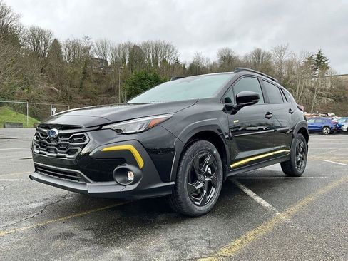 Used 2025 Subaru Crosstrek 2.5i Sport w/ Crosstrek Mirror Package image 3