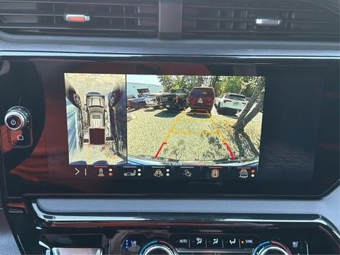 New 2026 GMC Sierra 1500 AT4 AWD/4WD image 14