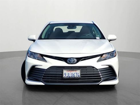 Used 2024 Toyota Camry LE image 2