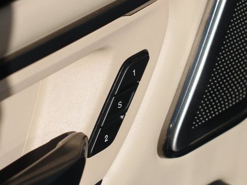 Used 2019 RAM 1500 Limited image 15