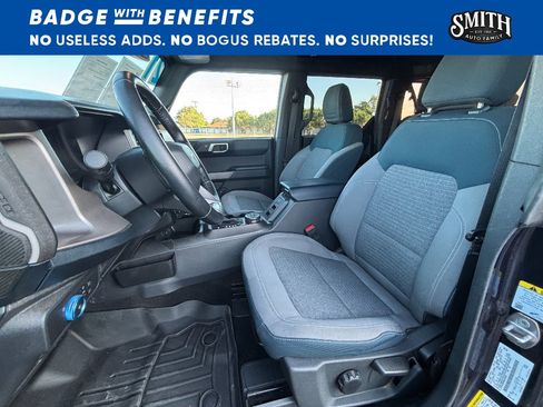 Used 2021 Ford Bronco Outer Banks AWD/4WD image 10