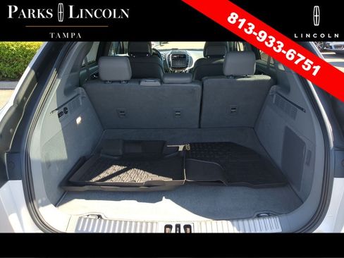 Used 2019 Lincoln Nautilus Reserve w/ Driver Assistance Package FWD image 8