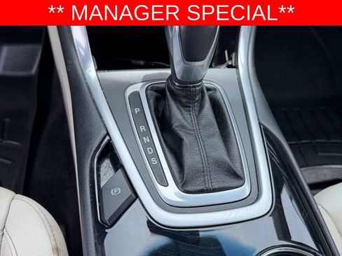 Used 2018 Ford Edge Titanium FWD image 25