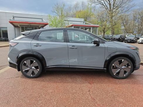 Used 2024 Nissan Ariya AWD image 6