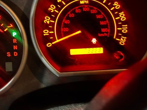 Used 2011 Toyota Tundra 4x4 Double Cab image 18