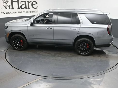 Used 2025 Chevrolet Tahoe High Country AWD/4WD image 47