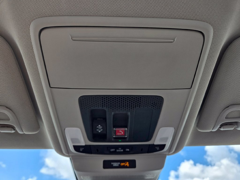 Used 2023 Honda Accord EX image 37