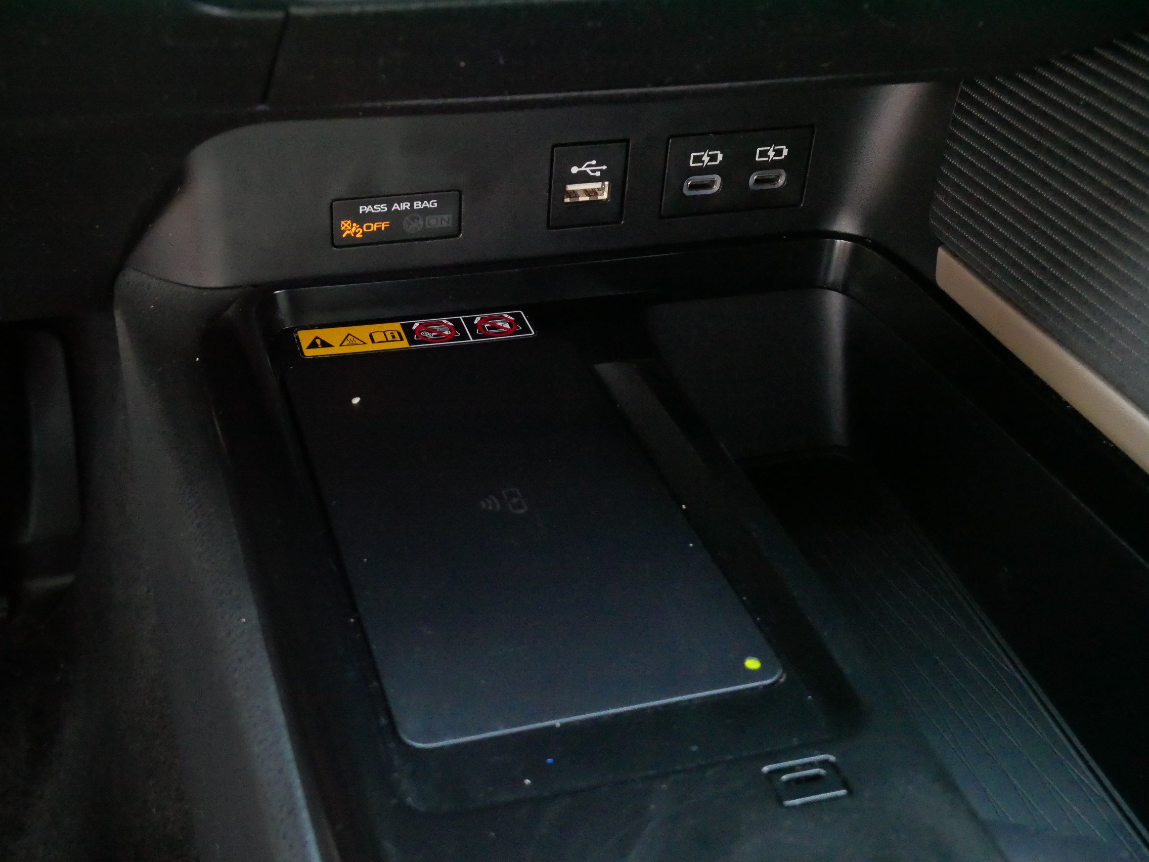 Certified 2025 Toyota Camry SE FWD image 28