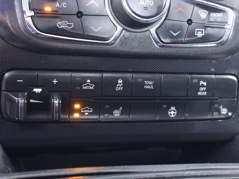 Used 2018 RAM 1500 Rebel w/ Ram 1500 Black Rebel Group AWD/4WD image 23