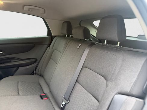 Used 2023 Nissan Ariya FWD image 20