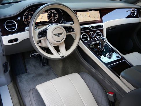 Used 2022 Bentley Continental GT AWD/4WD image 13
