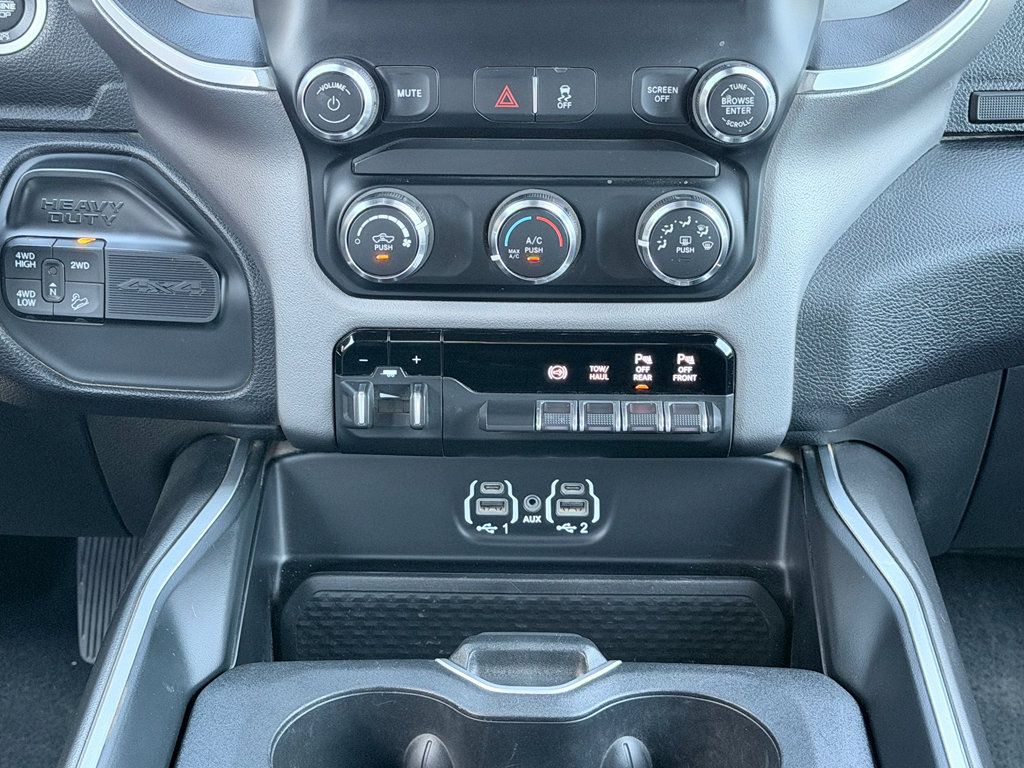 Used 2024 RAM 2500 Big Horn w/ Off Road Package AWD/4WD image 19