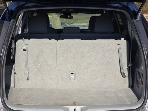 Used 2019 Toyota Highlander LE image 12