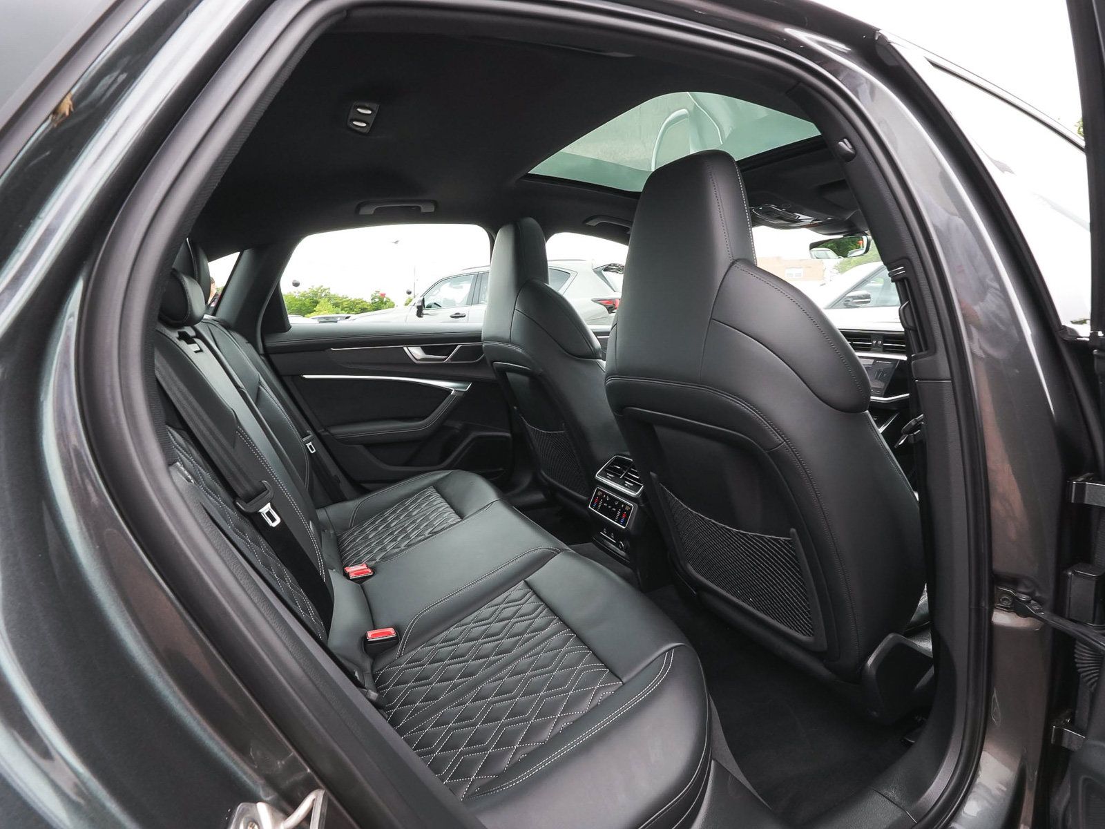 Used 2022 Audi S6 Premium Plus AWD/4WD image 41