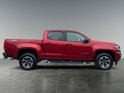 Used 2021 Chevrolet Colorado Z71 w/ Safety Package image 8