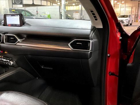 Used 2019 MAZDA CX-5 Grand Touring image 18