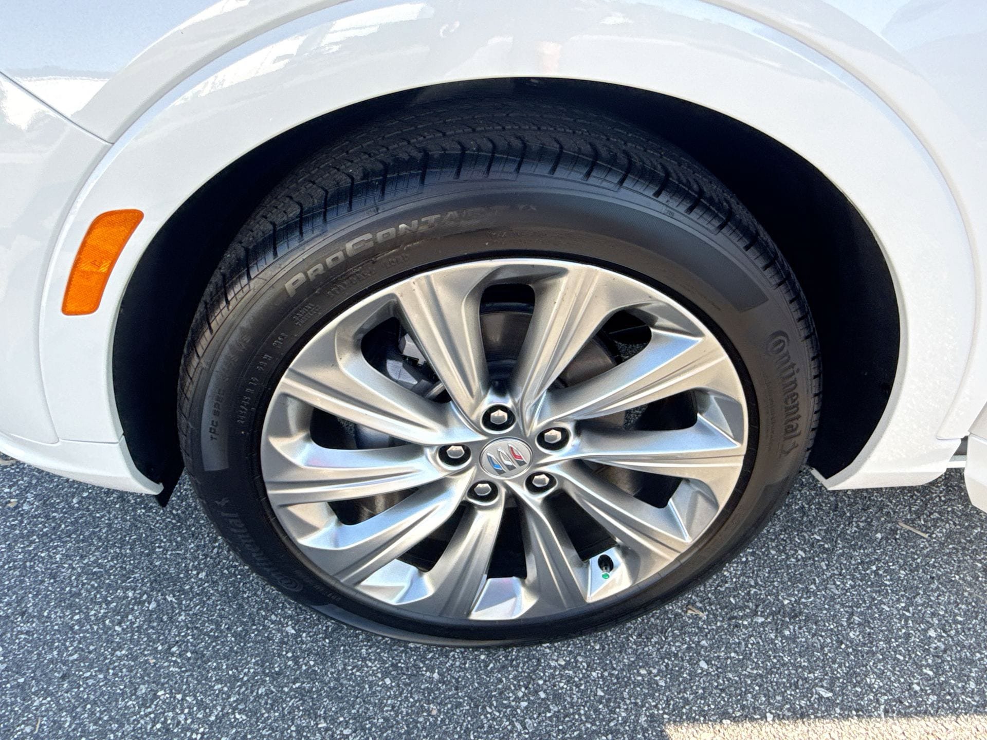 Used 2024 Buick Envista Avenir FWD image 29