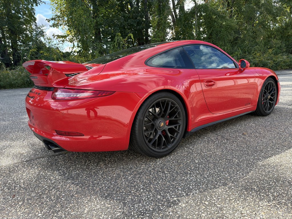 Used 2015 Porsche 911 Carrera GTS RWD image 15