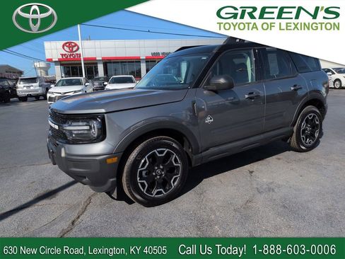 Used 2025 Ford Bronco Sport Outer Banks AWD/4WD image 1