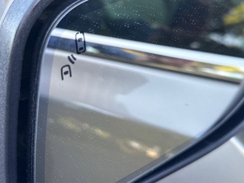 Used 2016 Lincoln MKS w/ Equipment Group 101A image 54