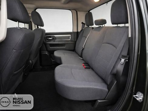 Used 2021 RAM 1500 Classic SLT image 11