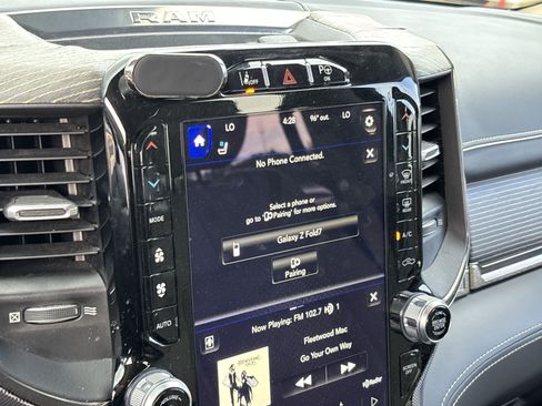 Used 2020 RAM 1500 Limited AWD/4WD image 12