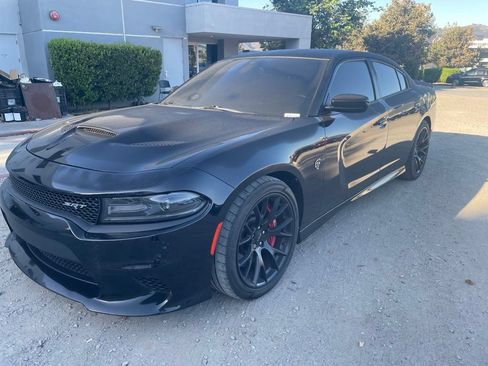 Used 2016 Dodge Charger SRT Hellcat w/ Harman/Kardon Audio Group RWD image 5