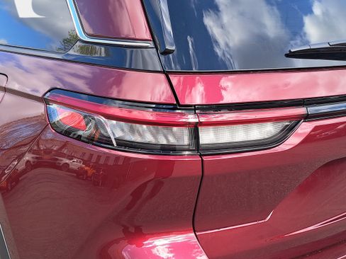New 2026 Jeep Grand Cherokee Laredo X RWD image 33