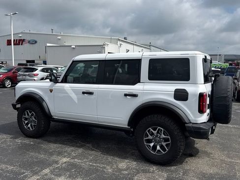 Used 2025 Ford Bronco Badlands AWD/4WD image 4