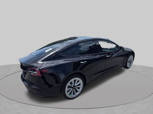 Used 2023 Tesla Model 3 Standard Range RWD image 3
