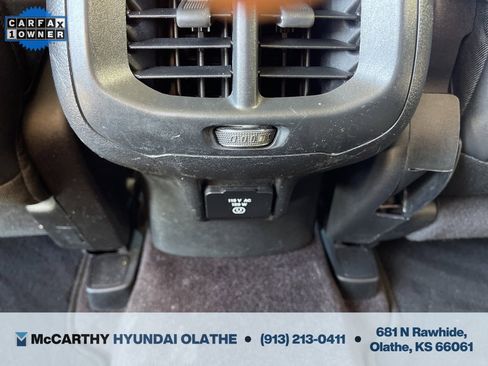 Used 2016 Jeep Cherokee Limited image 24