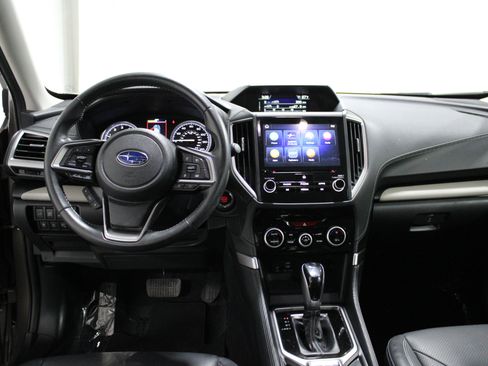 Used 2023 Subaru Forester Limited AWD/4WD image 2