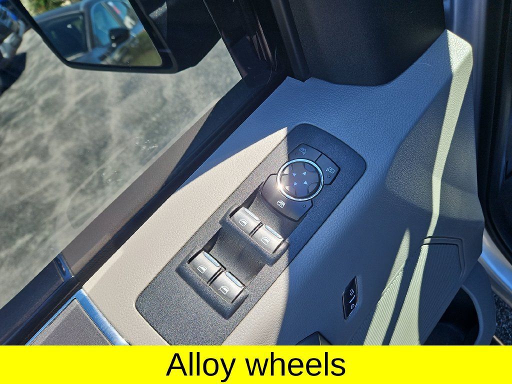 Used 2018 Ford F150 XLT w/ Trailer Tow Package AWD/4WD image 12