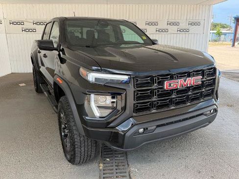 Used 2025 GMC Canyon Elevation w/ Convenience Package RWD image 1