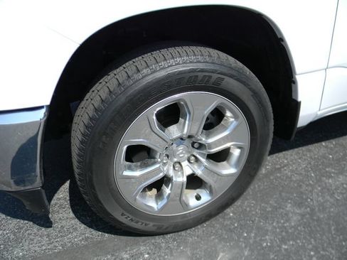 Used 2022 RAM 1500 Big Horn RWD image 11