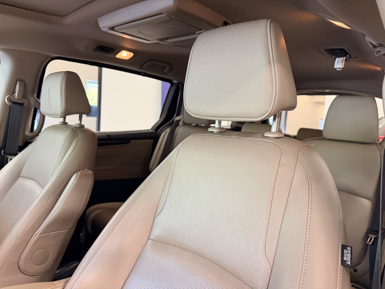 Used 2018 Honda Odyssey Elite image 17