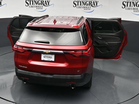Certified 2023 Chevrolet Traverse LT FWD image 38