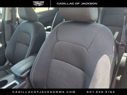 Used 2025 Nissan Altima 2.5 SV FWD image 19