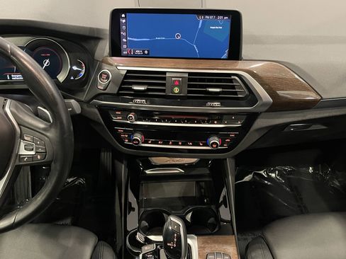 Used 2019 BMW X3 xDrive30i w/ Driving Assistance Package AWD/4WD image 17