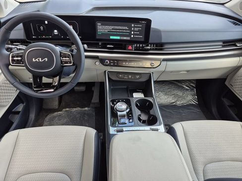 New 2026 Kia Carnival SX Prestige FWD image 13