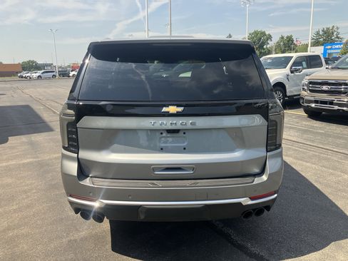 Used 2025 Chevrolet Tahoe High Country AWD/4WD image 6
