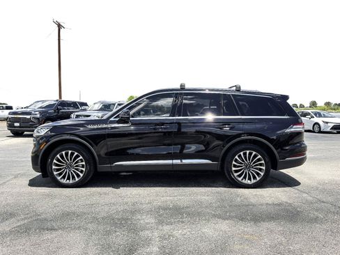 Used 2020 Lincoln Aviator Reserve w/ Elements Package Plus AWD/4WD image 13