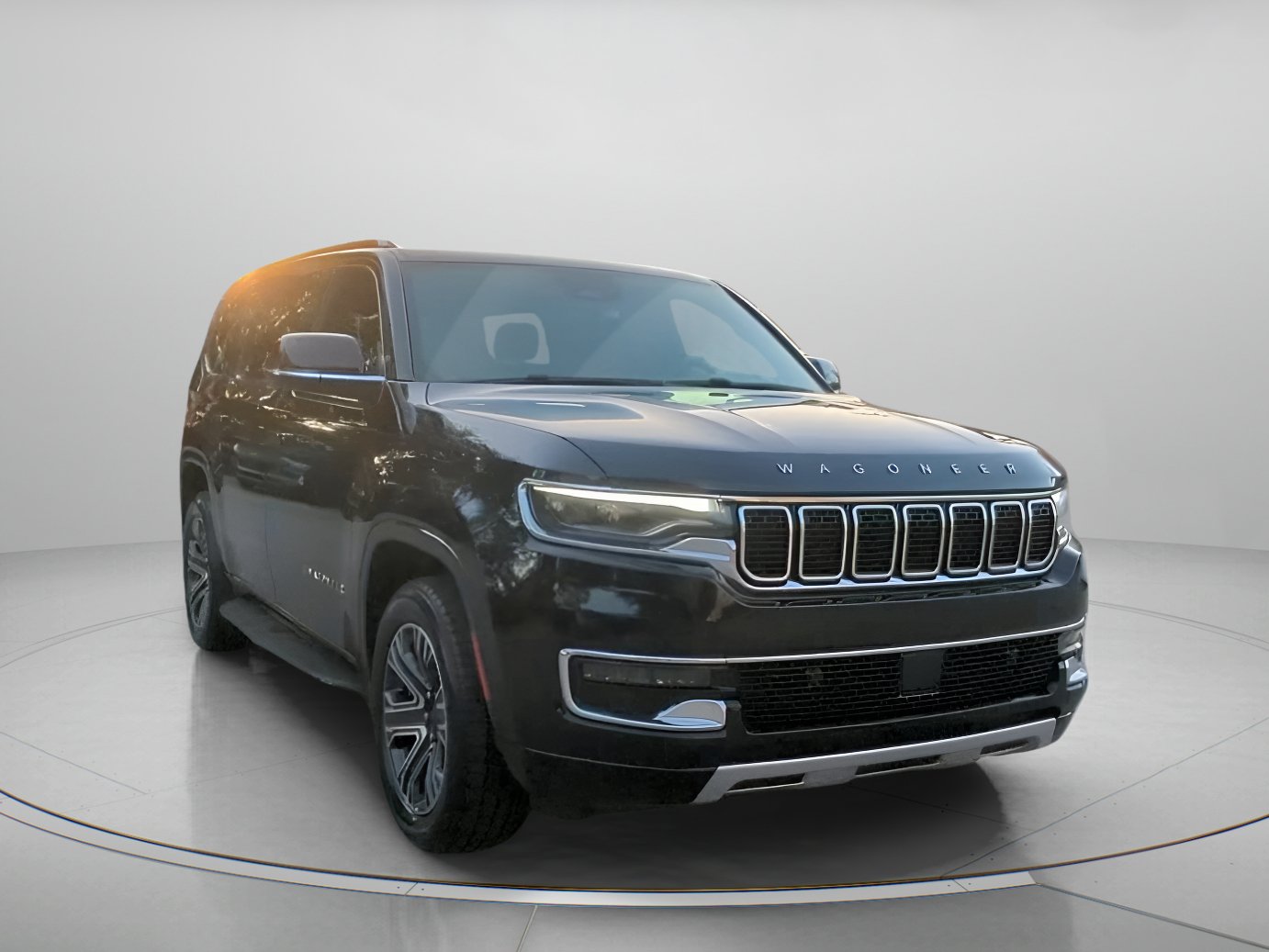 Used 2024 Jeep Wagoneer Series II AWD/4WD image 4