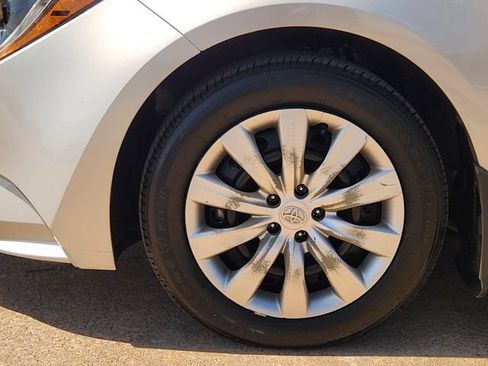 Used 2025 Toyota Corolla LE FWD image 8