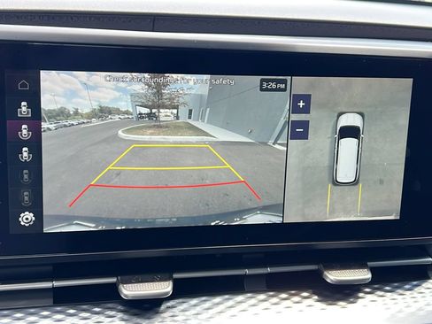 Used 2023 Kia Carnival SX Prestige FWD image 21